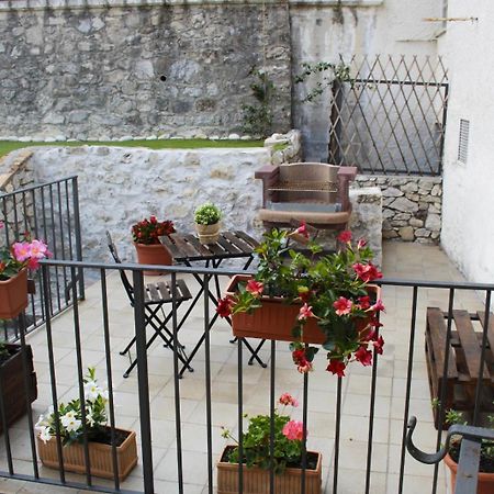 Appartamento La casa in pietra Villa Santa Maria  Esterno foto