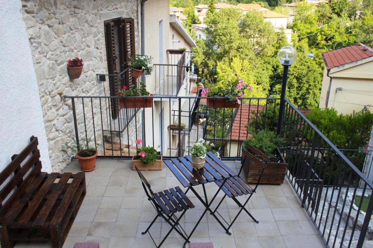 Appartamento La casa in pietra Villa Santa Maria  Esterno foto