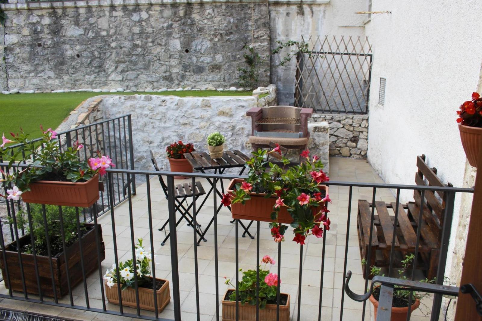 Appartamento La casa in pietra Villa Santa Maria  Esterno foto