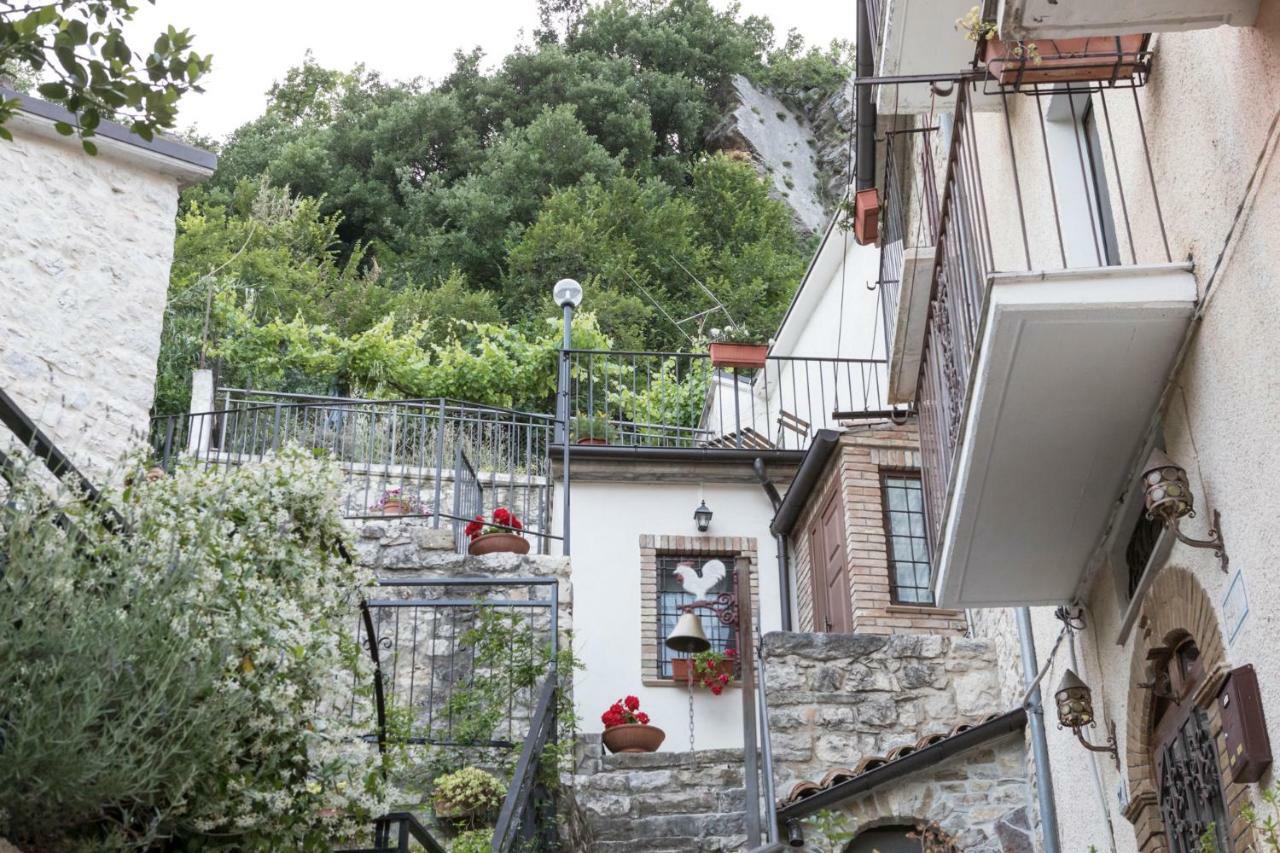 Appartamento La casa in pietra Villa Santa Maria  Esterno foto