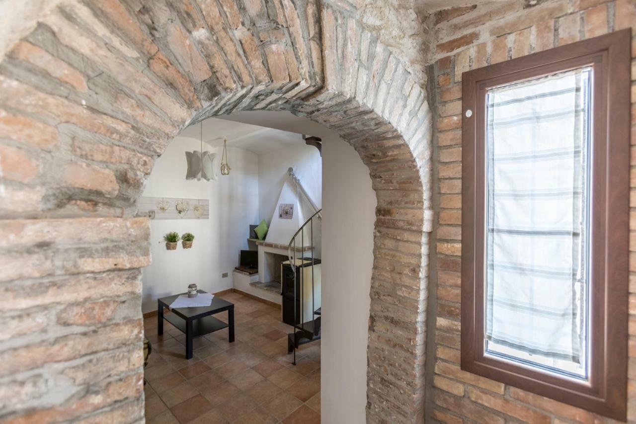 Appartamento La casa in pietra Villa Santa Maria  Esterno foto