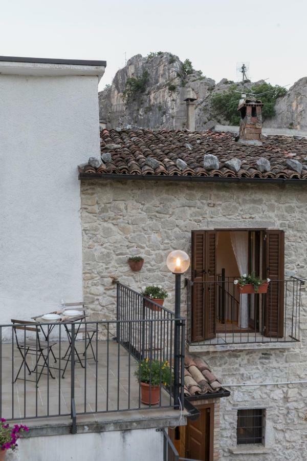 Appartamento La casa in pietra Villa Santa Maria  Esterno foto
